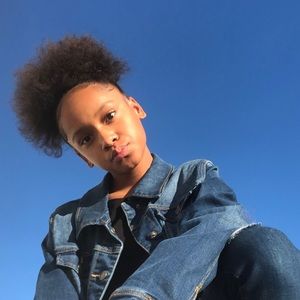 Meet your Posher, Riley